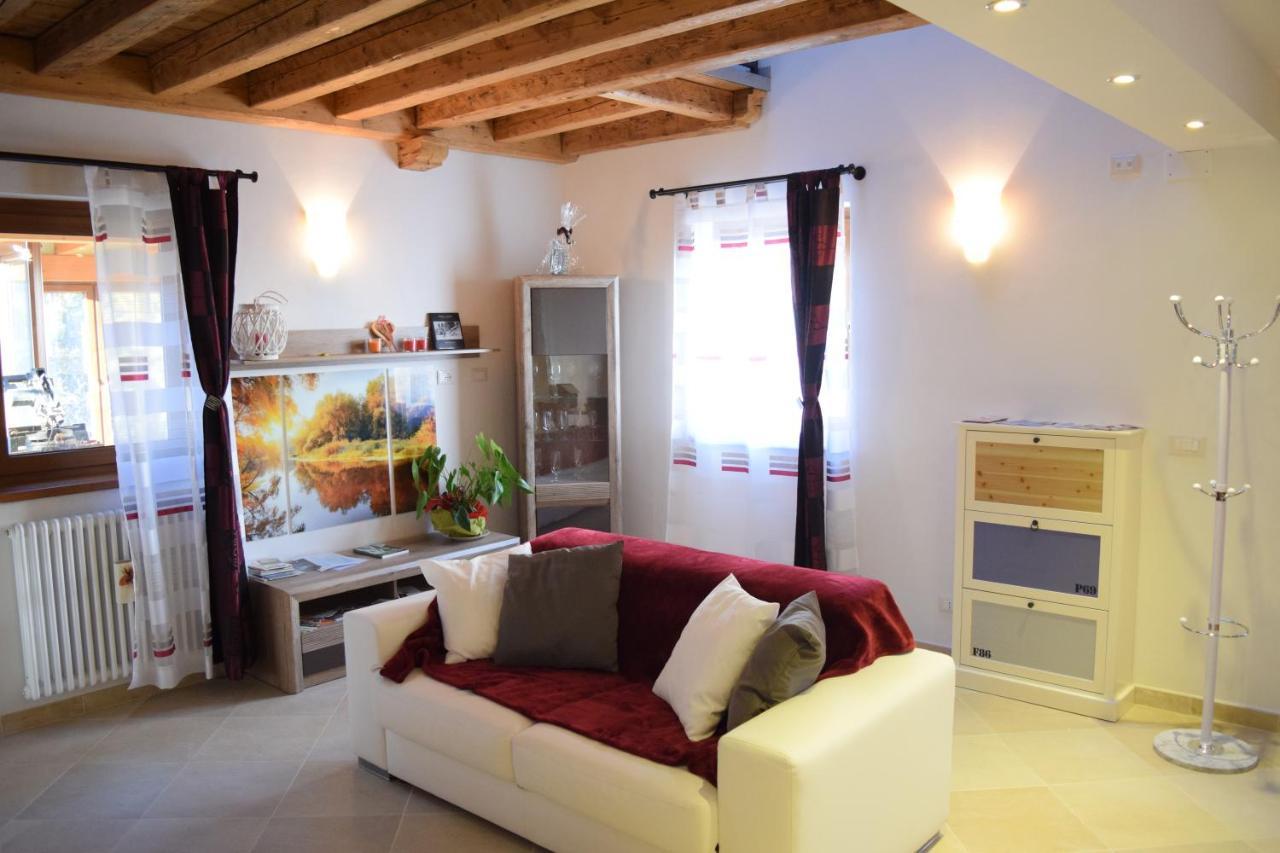 Casa Vacanza Cadorna Residence タルヴィージオ エクステリア 写真